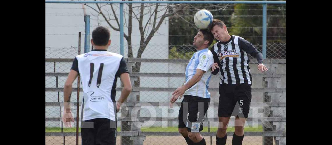 Estudiantes y Loma Negra en busca de la cima