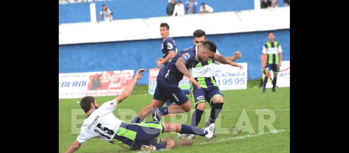 Racing A Club y Embajadores empataron el pasado domingo en el Parque OlavarrÃ­a 