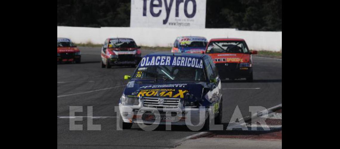 Cirioli con el Fiat Uno daÃ±ado Un toque con Lucas Barbalarga terminÃ³ en exclusiÃ³n para el local 