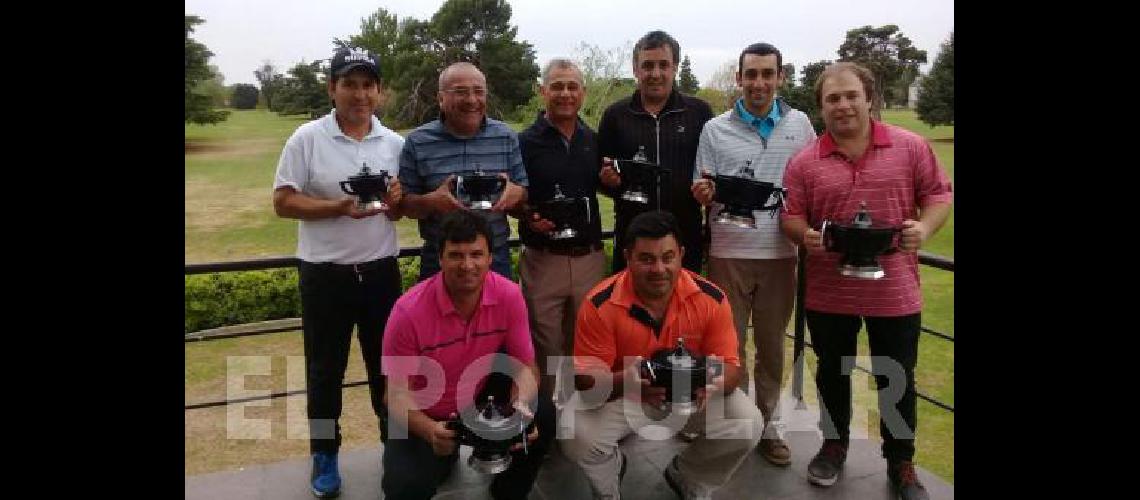 Los campeones de las cuatro categorÃ­as del Memorial Mario Gelso 