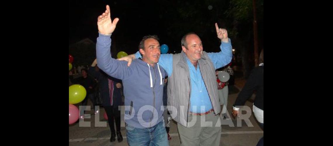 Carlos Morante y el intendente MartÃ­n Randazzo festejaron el amplio triunfo de Cambiemos 