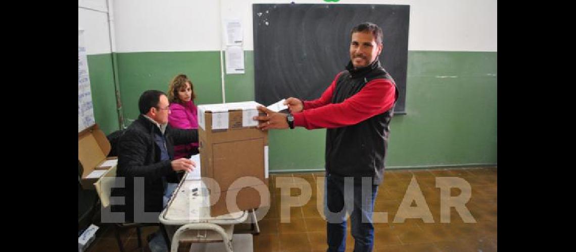 NicolÃ�s Di Filippo obtuvo 4818 -en-porciento- de los votos 