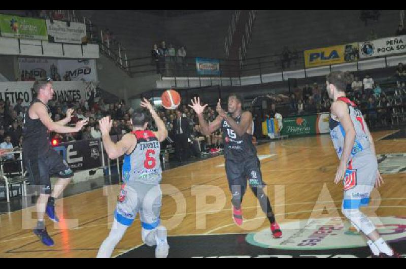 El equipo estudiantil sumÃ³ anoche ante Deportivo Viedma su primer triunfo en La Liga Argentina 2017 - 2018 