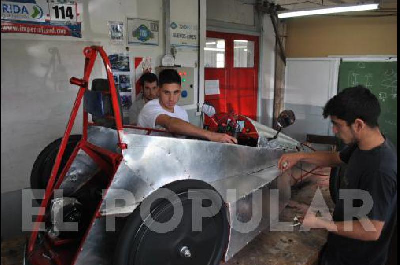 El auto en su Ãºltima etapa antes de viajar 