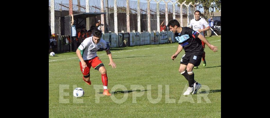 Ciacuterculo e Independiente estaacuten en el camino de los olavarrienses