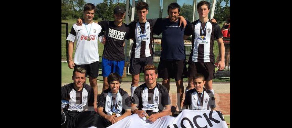 El equipo de Sub 18 caballeros fue campeÃ³n del torneo Oficial de la FTH 