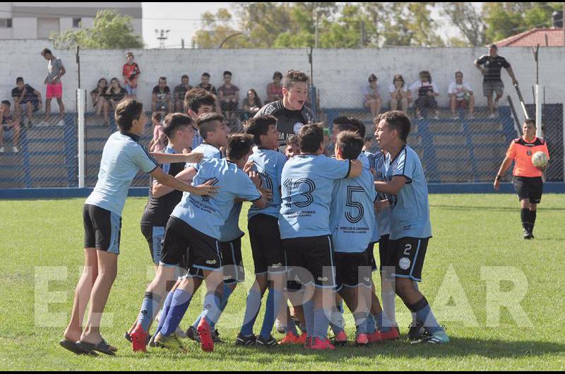 El Fortiacuten Ferro y Loma Negra son los mejores equipos del 2017