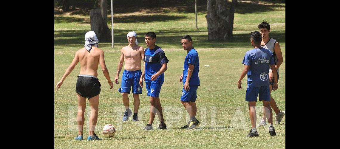 Empate de El Fortiacuten en un ensayo con ausencias