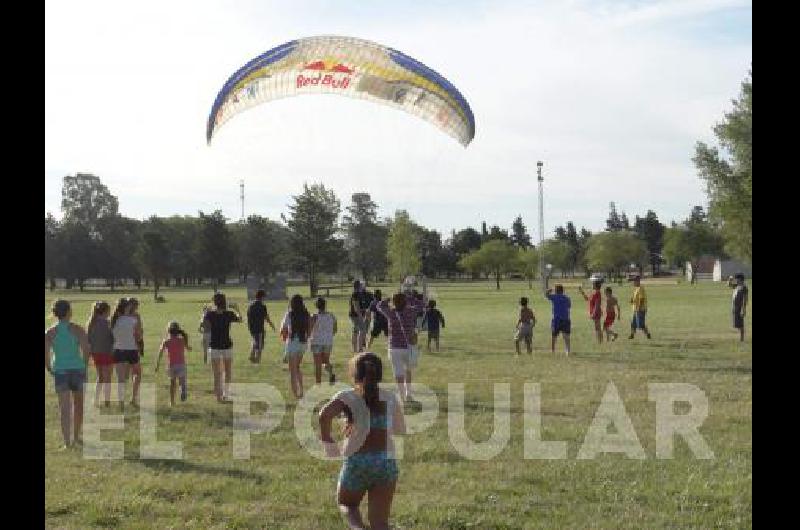 Del 12 al 19 de enero se realizarÃ� la Semana del Cross el tradicional encuentro de parapentes en La Madrid 