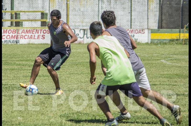 Racing jugoacute un amistoso en Azul