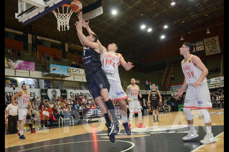 Estudiantes comienza el antildeo en casa