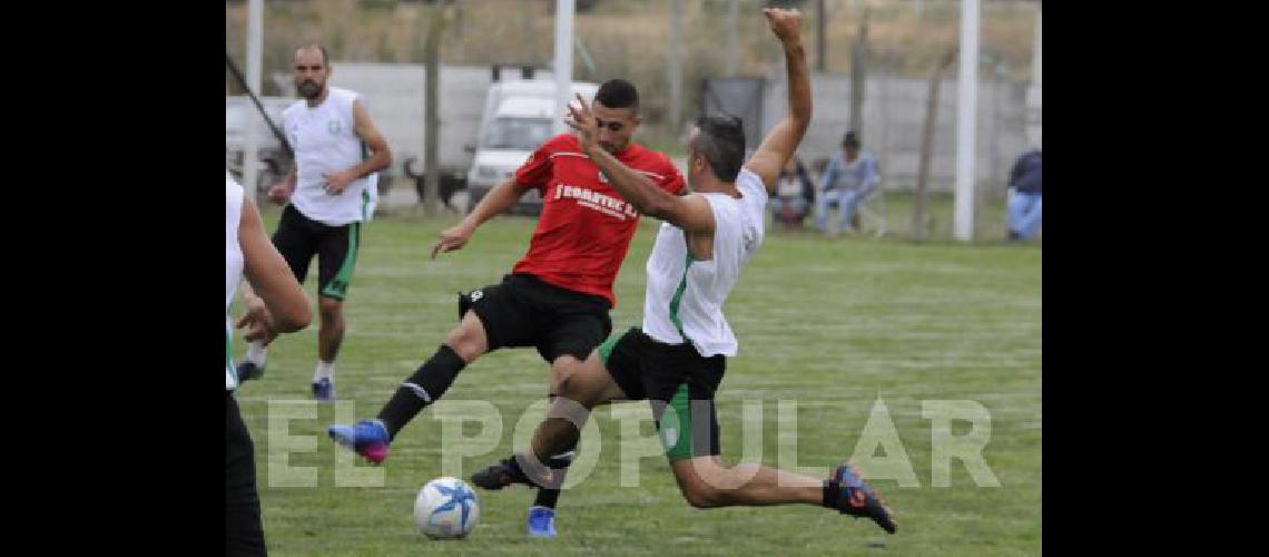 El Bataraz se impuso en Tandil por 3 a 1 frente al local Excursionistas 