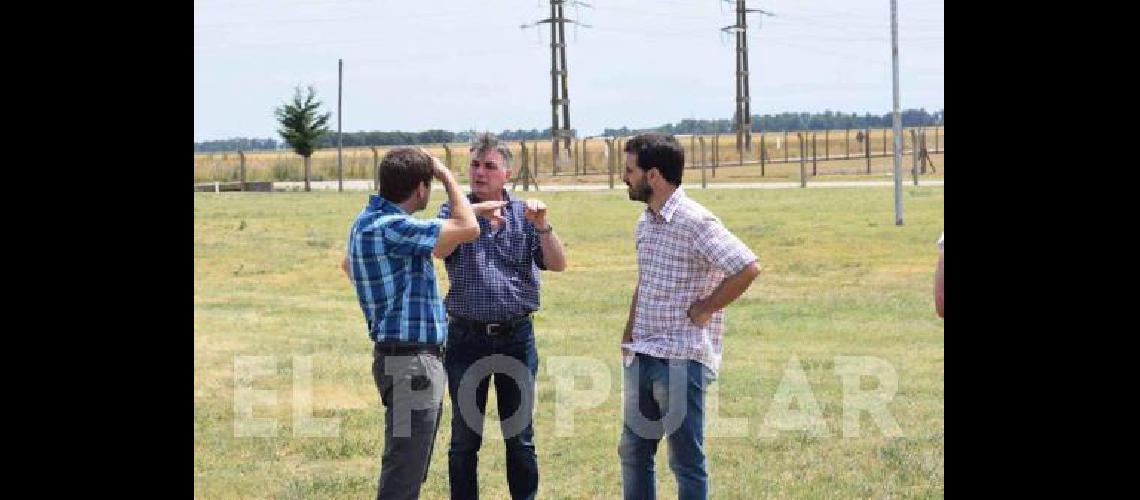 La AgrupaciÃ³n 25 de Mayo analizÃ³ la situaciÃ³n del agua potable en La Madrid TambiÃ©n visitÃ³ la planta de Laprida 