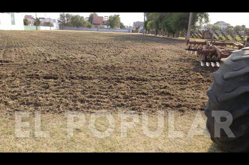 Ferro trabaja en la cancha auxiliar