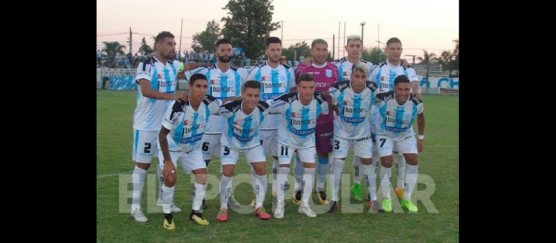 Racing de Coacuterdoba <br>el primer clasificado