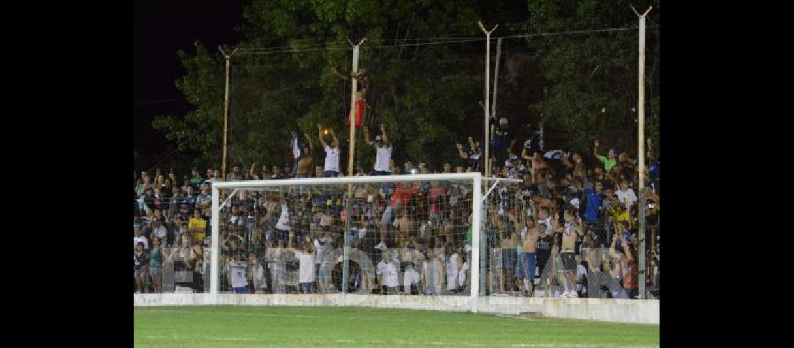 Algunos simpatizantes de Racing empaÃ±aron un espectÃculo y eso podrÃ­a tener mayores consecuencias 