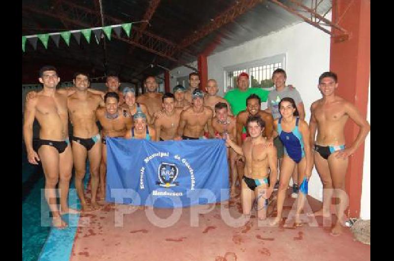 MÃs de 25 estudiantes de la Escuela de Guardavidas de Henderson realizan prÃcticas en La Madrid 