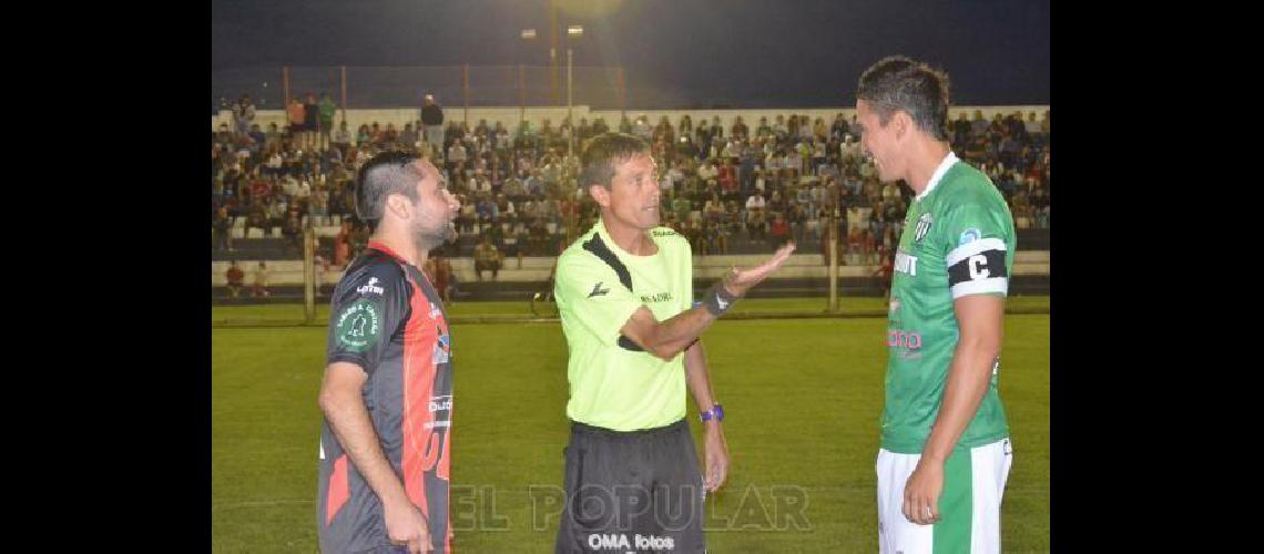 El Fortiacuten jugaraacute el saacutebado<br> Estudiantes el domingo