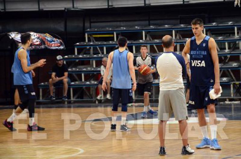 El equipo argentino jugarÃ hoy en OlavarrÃ­a un partido oficial SerÃ por la tercera fecha de las Eliminatorias rumbo al Mundial de China 2019 