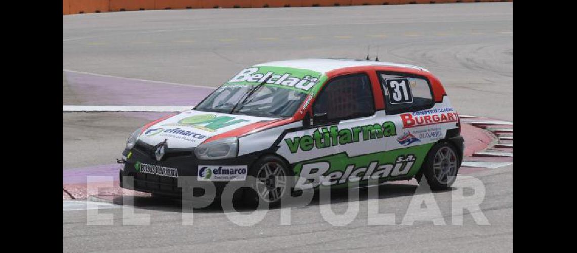 Con el Renault Clio que alista el equipo GR CompeticiÃ³n AgustÃ­n Herrera tuvo sus primeras vueltas 