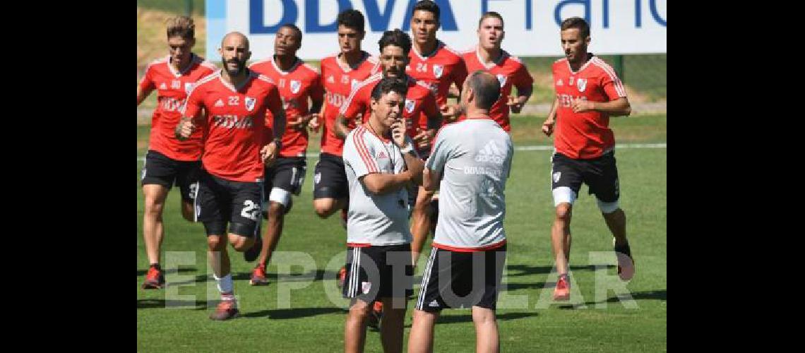 Marcelo Gallardo busca mejorar el nivel de River 