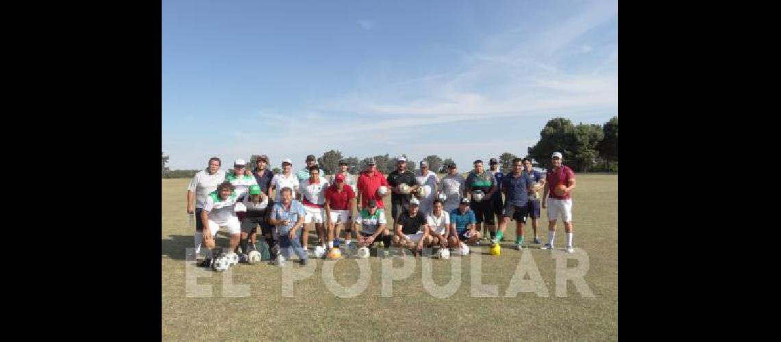 Homenaje a Carlos De Vega en el Laprida Golf Club