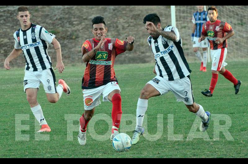 Goleoacute pasoacute y empujoacute a El Fortiacuten a playoffs