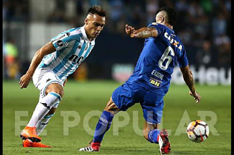 Lautaro MartÃ­nez fue el protagonista central del triunfo de Racing en el Cilindro 