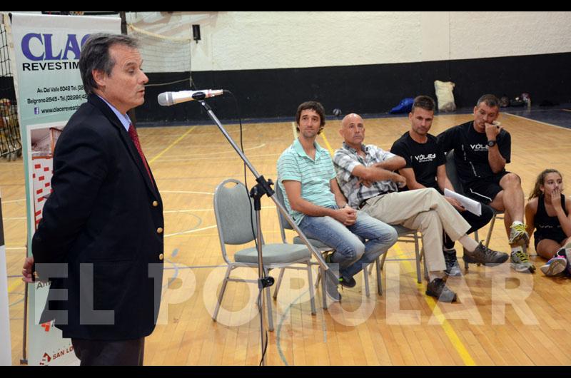 El Bataracito ya tuvo su presentacioacuten en el Minigimnasio