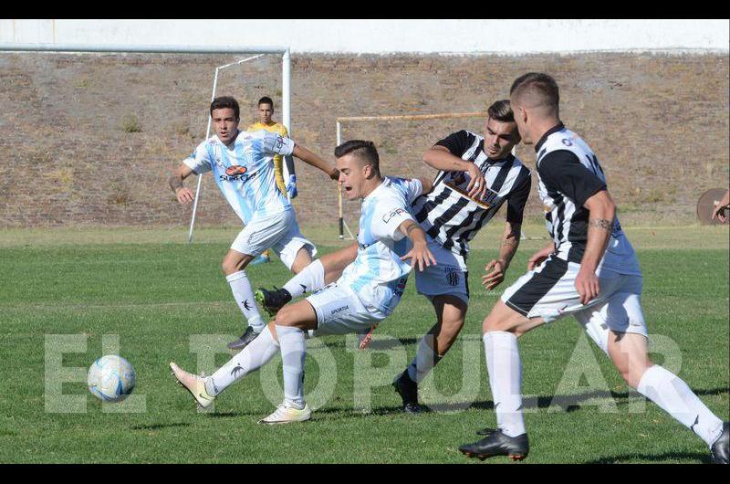 Ganoacute Hinojo y empate en el claacutesico