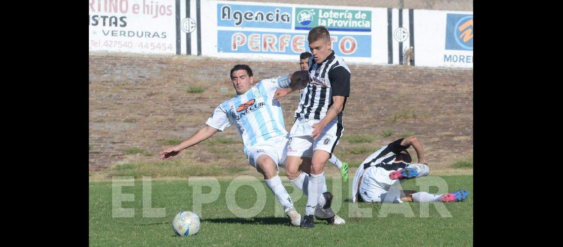 Ganoacute Hinojo y empate en el claacutesico