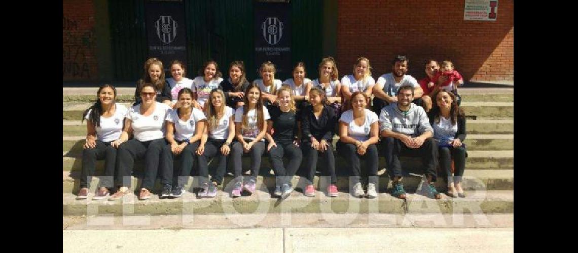 En el debut el equipo de primera divisiÃ³n femenino cayÃ³ con Los 50 de Tandil 