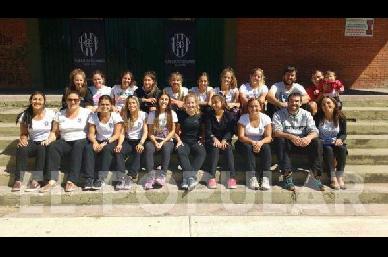 En el debut el equipo de primera divisiÃ³n femenino cayÃ³ con Los 50 de Tandil 