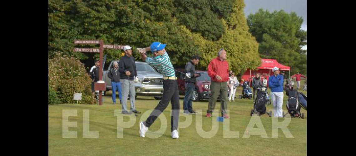 El inicio del recorrido siempre despierta expectativas en cada uno de los golfistas 