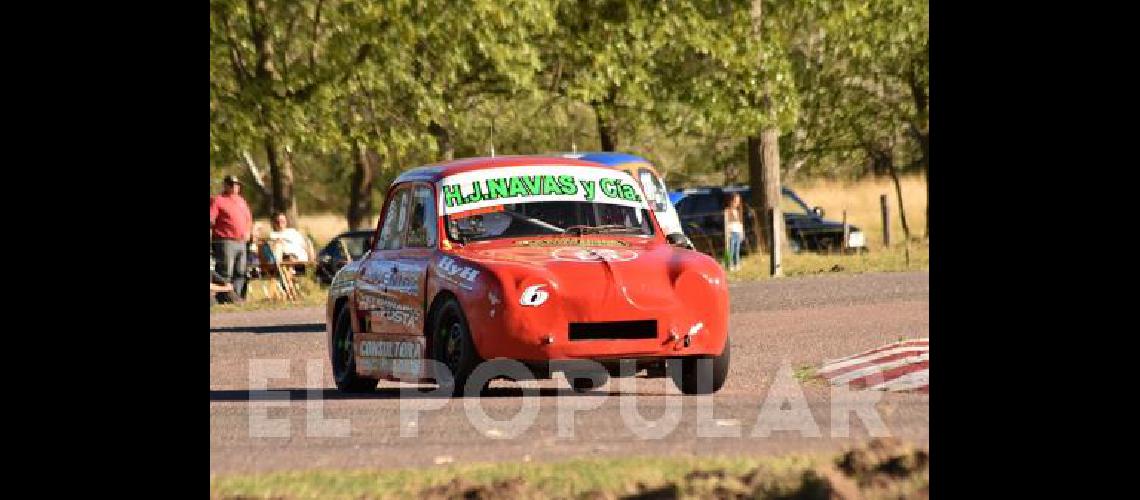 Manuel Serra es el lÃ­der de la Promo con un Renault 