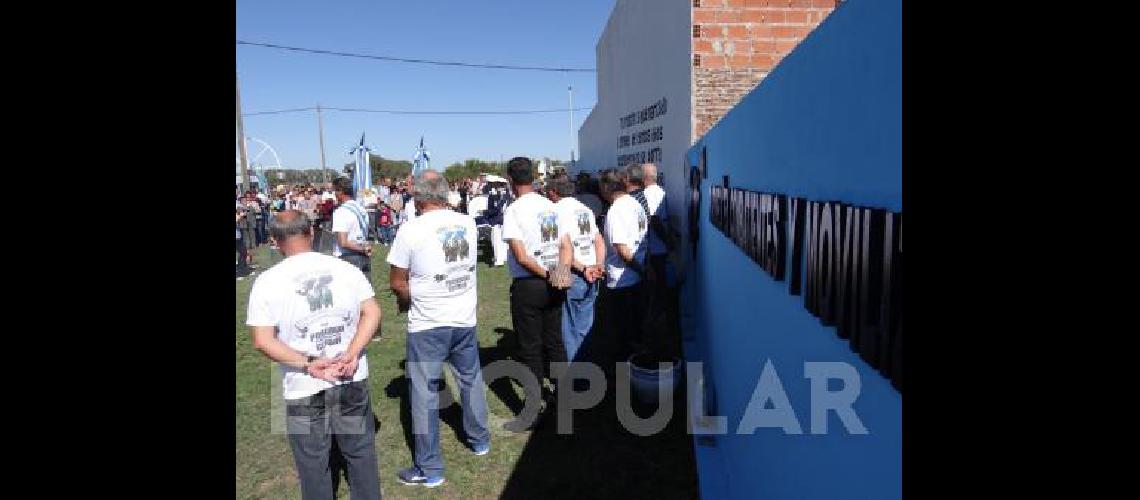 En la plaza Islas Malvinas de La Colina se realizÃ³ el acto protocolar por el DÃ­a del Veterano y de los CaÃ­dos en Malvinas 