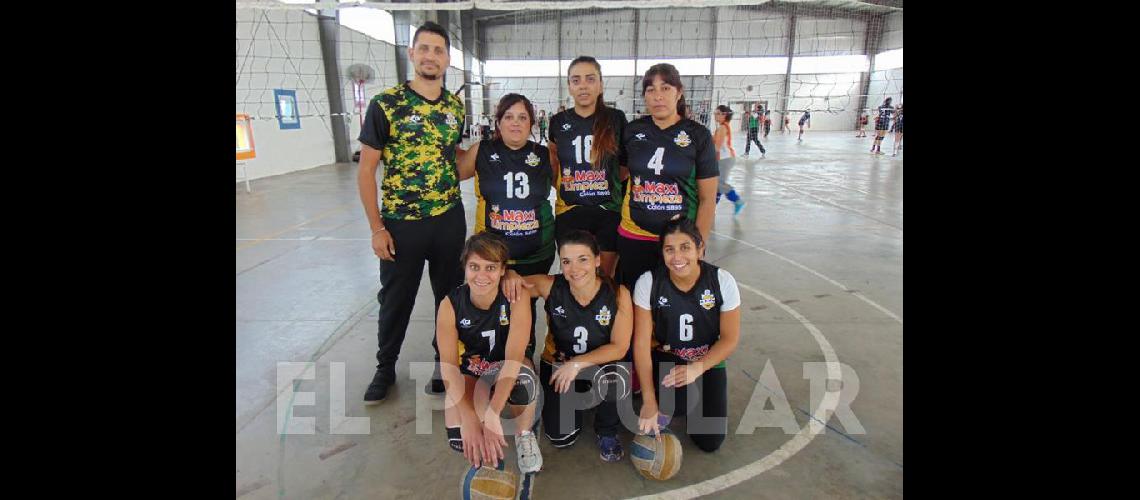 Estudiantes se adjudicoacute el primer torneo