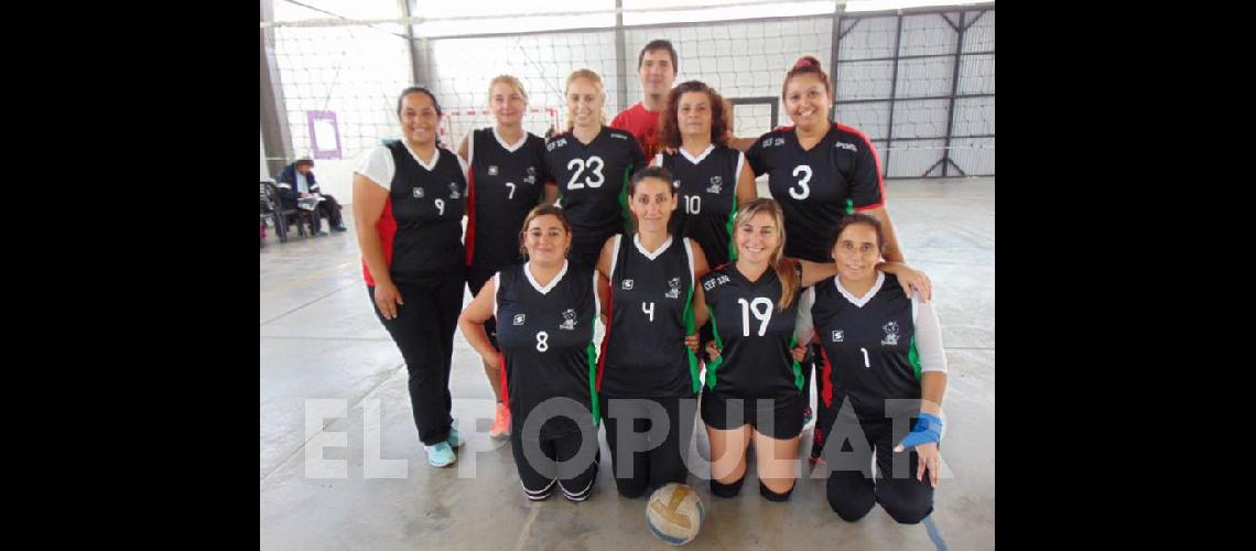 Estudiantes se adjudicoacute el primer torneo