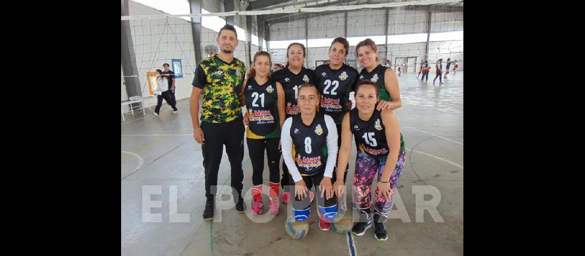 Estudiantes se adjudicoacute el primer torneo