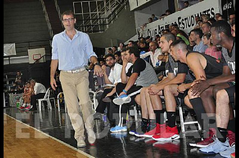 El DT paranaense se ilusiona con elevar el nivel del Bataraz de cara a los playoffs 