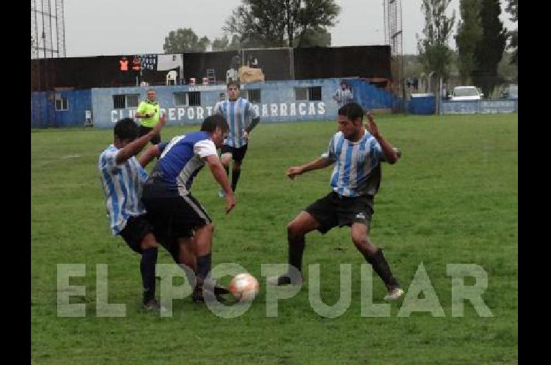 En un partido de locos Barracas y Racing empataron 3 a 3 