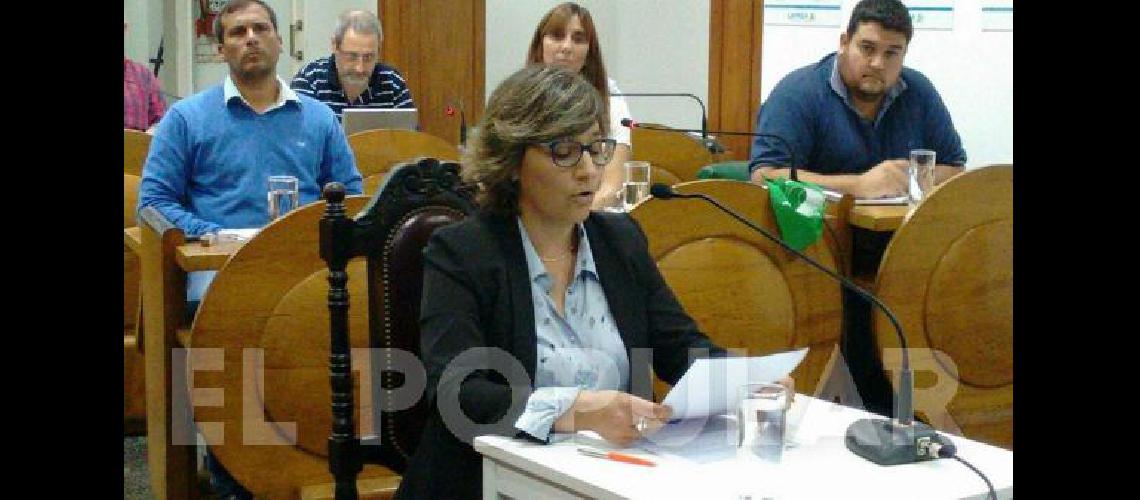 MarÃ­a Alonso vicepresidenta de la CÃ�mara expuso en el HCD 