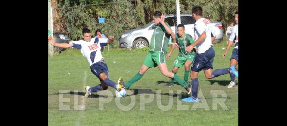 Sierra Chica y AtlÃ©tico Hinojo terminaron 0 a 0 Fue uno de los duelos de la sexta fecha 