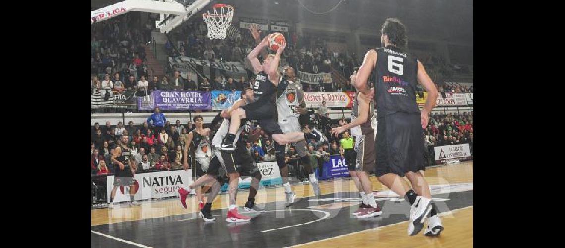 El equipo Bataraz eliminÃ³ a Platense en la final de la Conferencia Sur por 3 a 1 