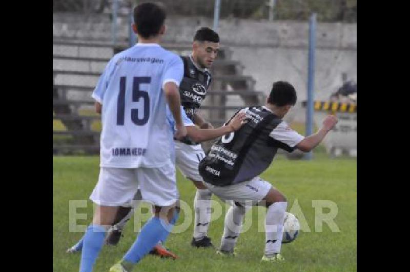 Ferro Carril Sud luego de su derrota ante Loma Negra recibirÃ hoy a su clÃsico rival 