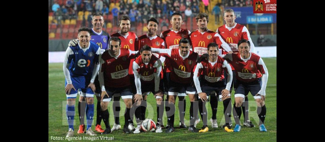 Abelairas estuvo presente <br>en la despedida de Canales