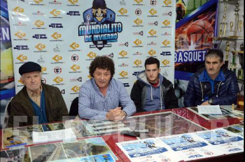 La presentaciÃ³n oficial del torneo se llevÃ³ a cabo en la secretarÃ­a del club 