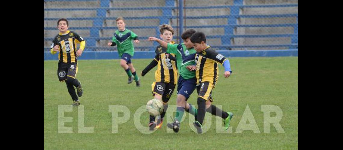 San MartÃ­n le ganÃ³ ayer a Villa del Parque en uno de los partidos de la fecha 