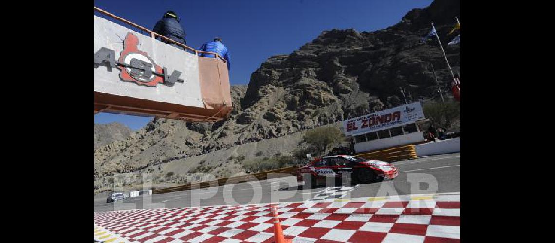 MatÃ­as Rossi tuvo un fin de semana perfecto en El Zonda 