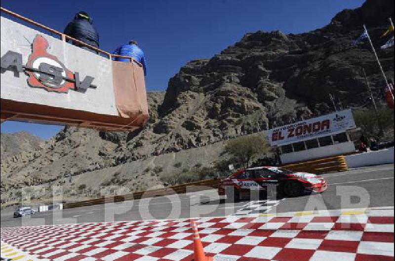 MatÃ­as Rossi tuvo un fin de semana perfecto en El Zonda 